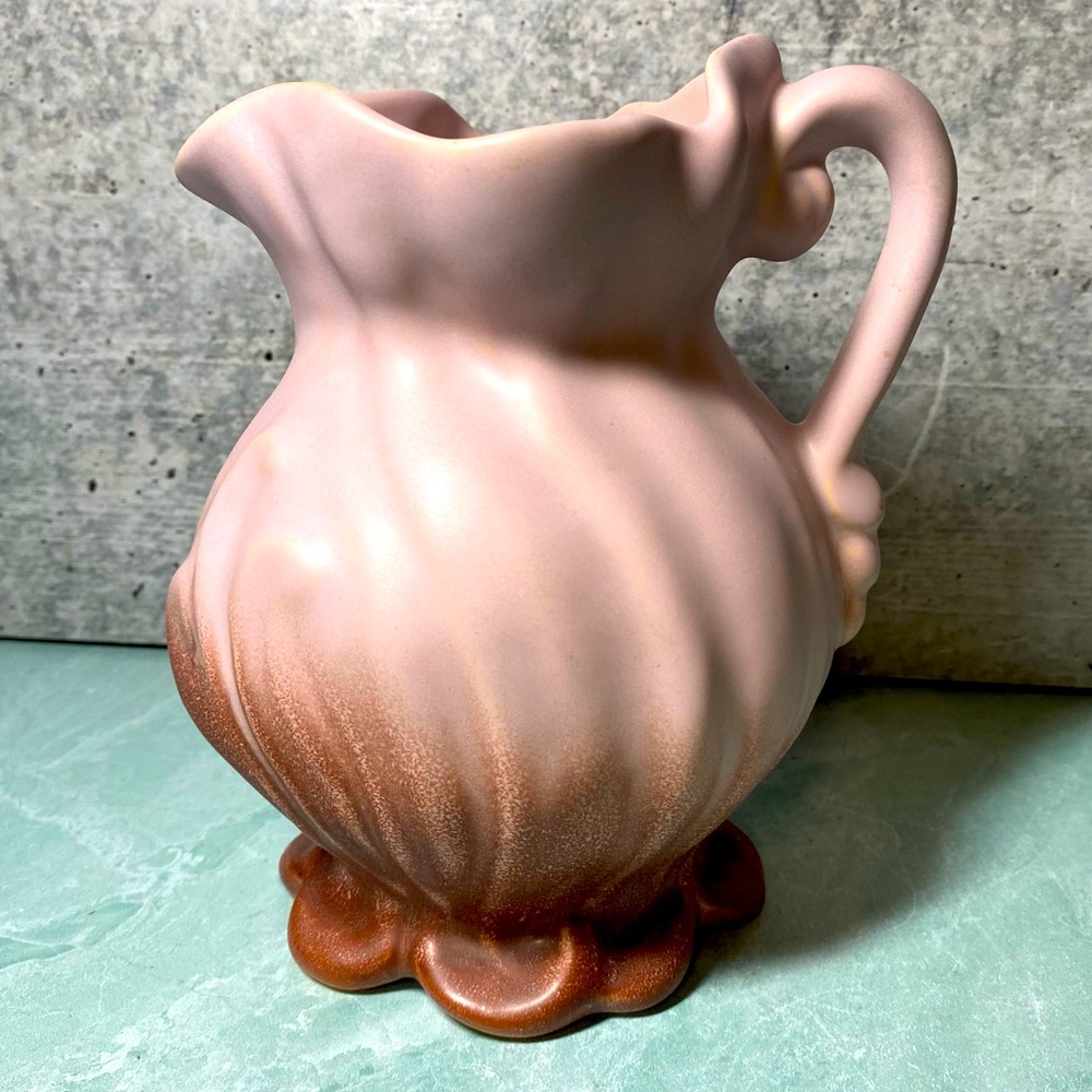Weller Pottery mauve and pink pitcher or flower vase matte finish vintage